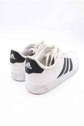 ADIDAS סניקרס בלבן ושחור- מידה 38.5
